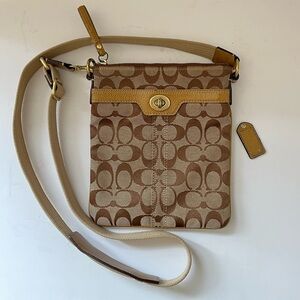 Coach Signature Brown Tan Crossbody File Bag 40688